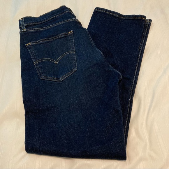 Vintage Levi’s 505 Jeans Size 34 X 30 Straight Leg Medium Wash - Picture 3 of 9
